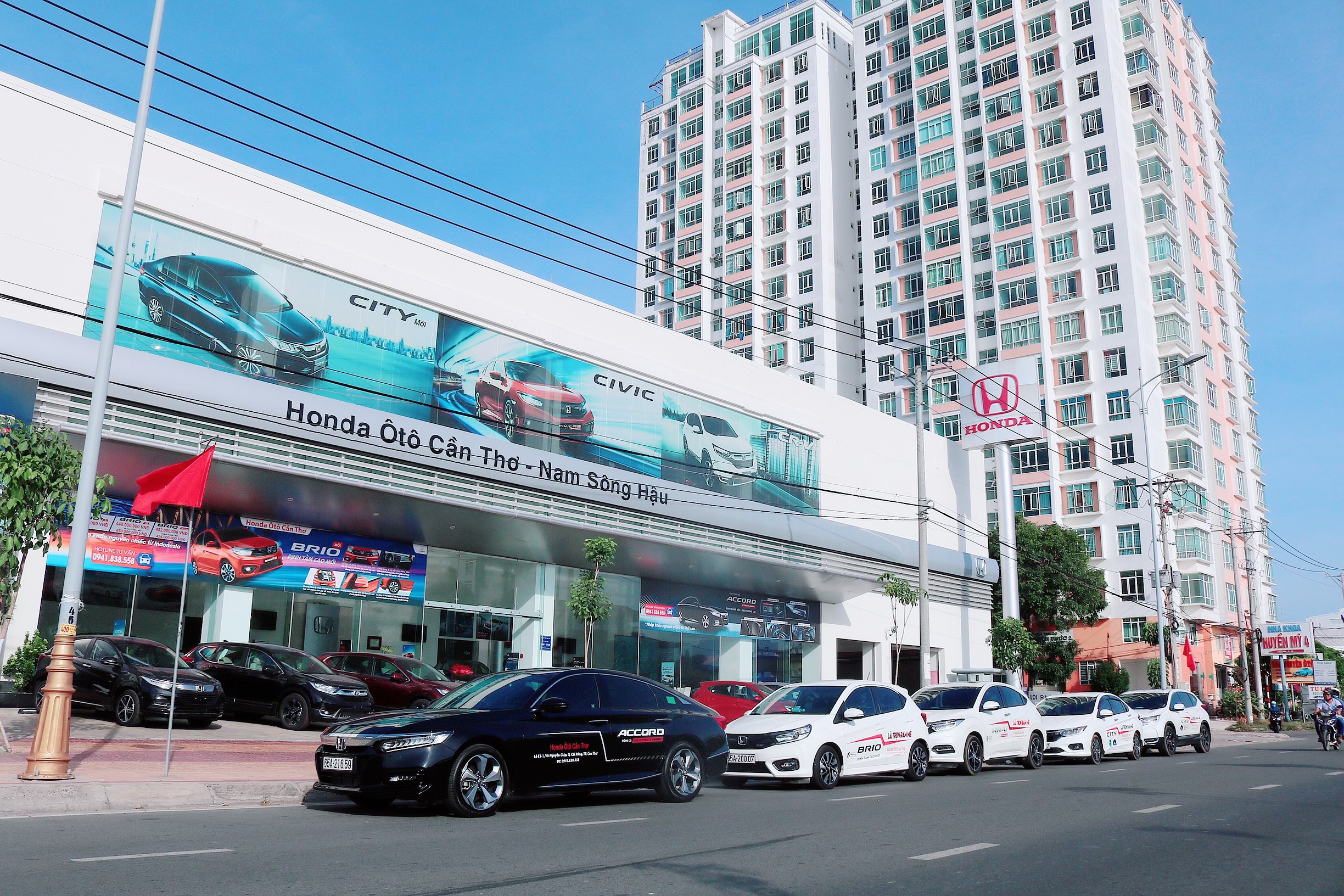 Chính thức giảm 50% lệ phí trước bạ ô tô lắp ráp trong nước từ ngày 1.7.2023